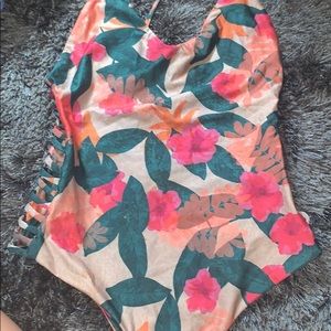 Stone fox swim one piece